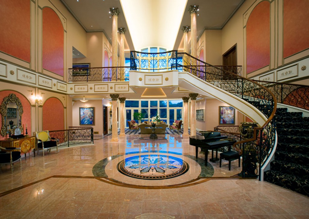 Nevillewood-Interior-Hall-Sm